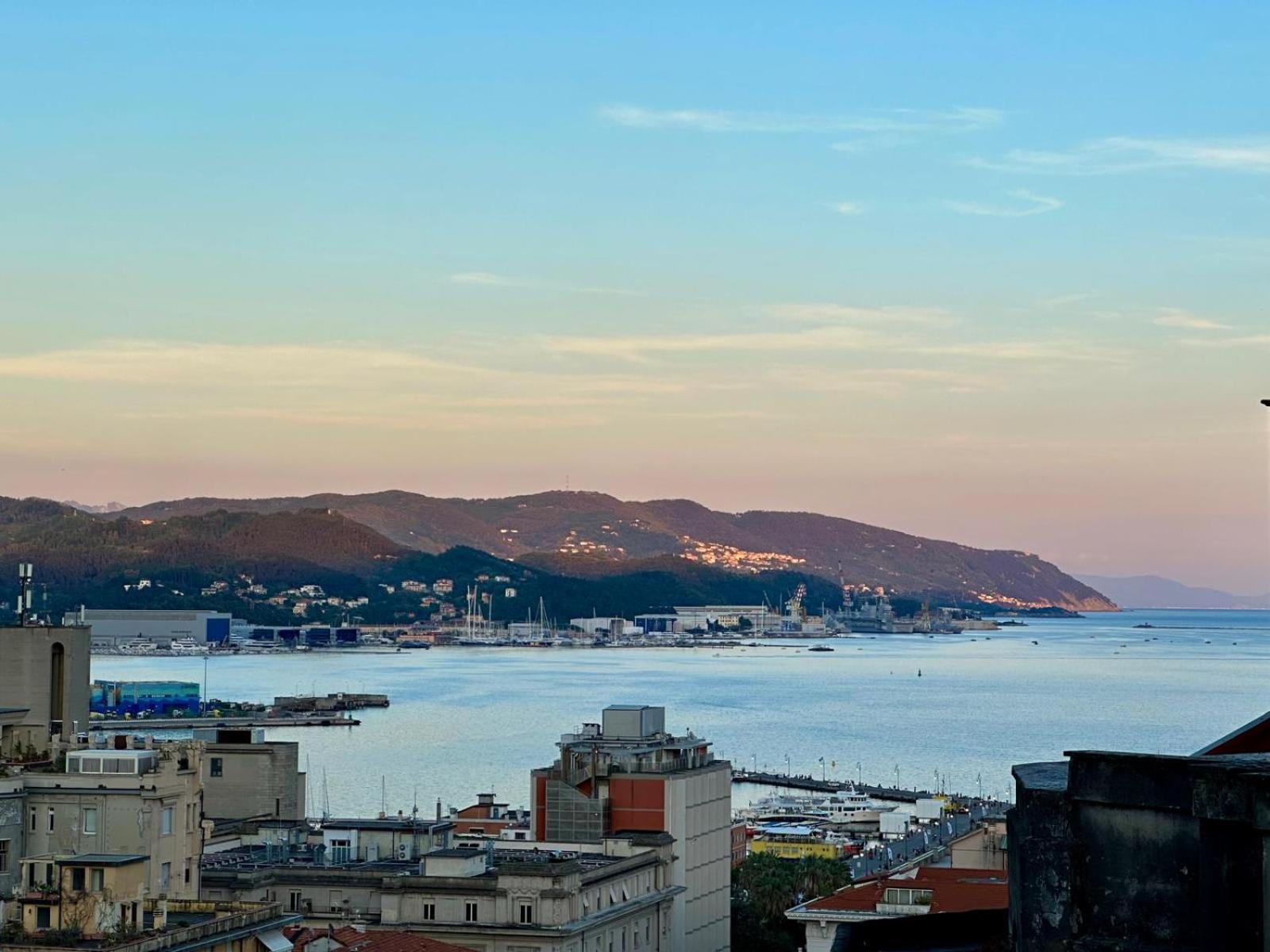 Dalla Patagonia La Spezia Kültér fotó